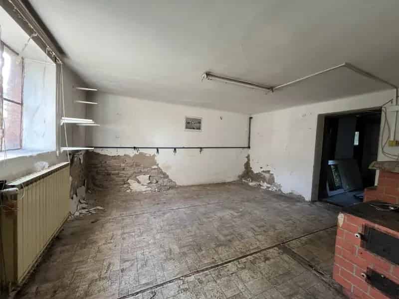 Ház Kiadó , Budapest, Közép-Magyarország