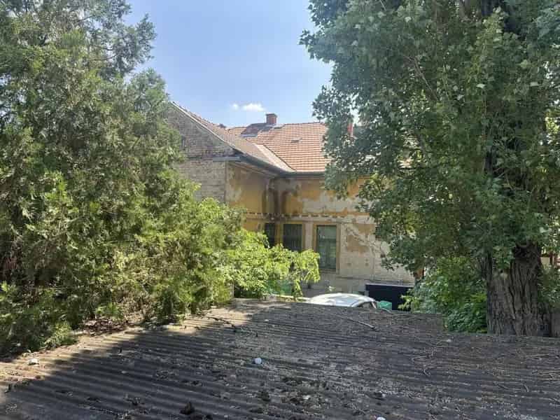 Telek Kiadó , Budapest, Közép-Magyarország