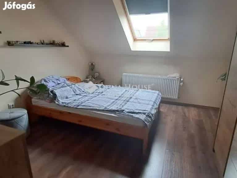 Kecskemet Vacsiköz Sorhaz Elado 96nm 3 Szoba 2 Furdoszoba