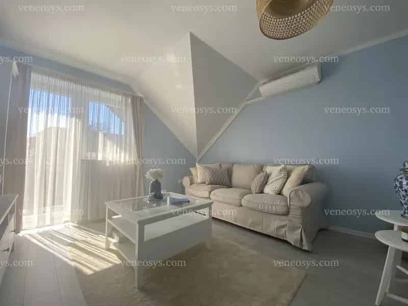 Fiatalos modern lakás Balatonfüred szívében