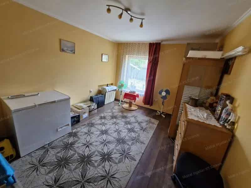 Ház Kiadó , Szolnoki járás, Alföld és Észak