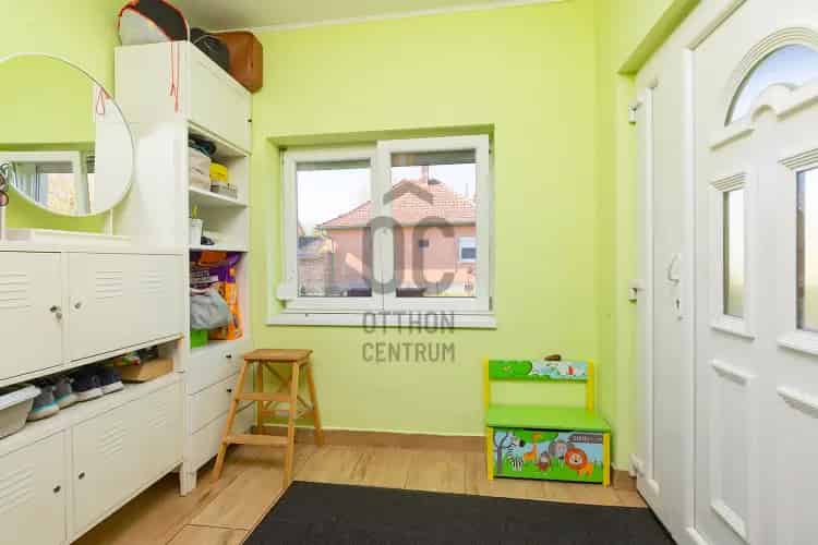 Dömsödi eladó családi ház, H499423