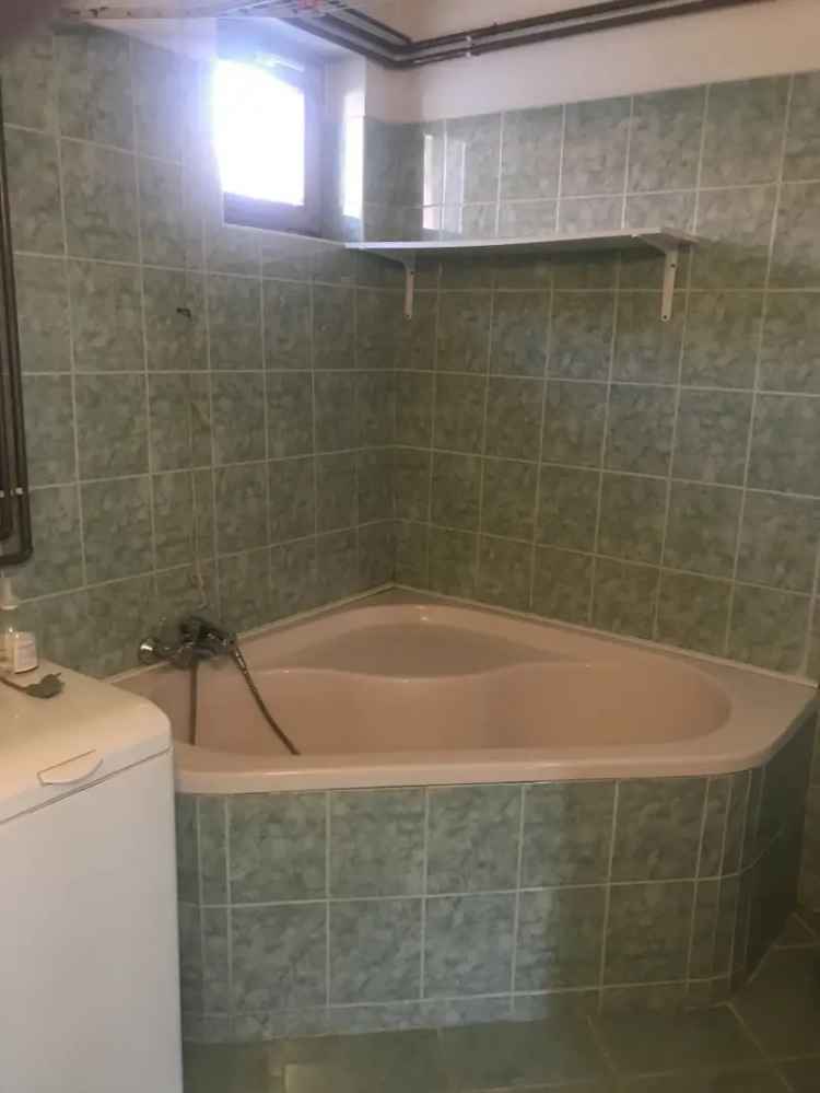 Ház Kiadó , Martonvásári járás, Dunántúl