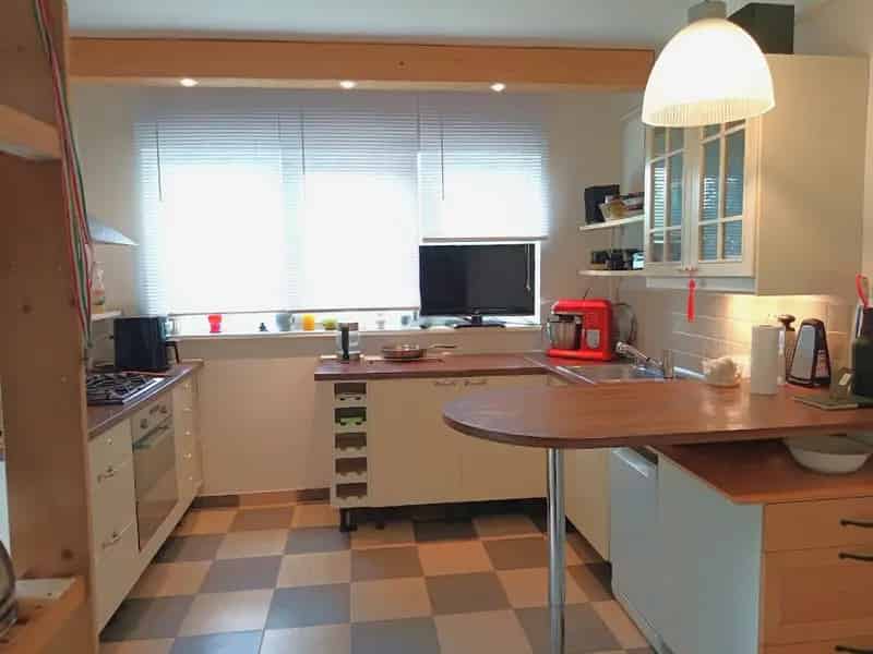 Ház Kiadó , Szentendrei járás, Közép-Magyarország