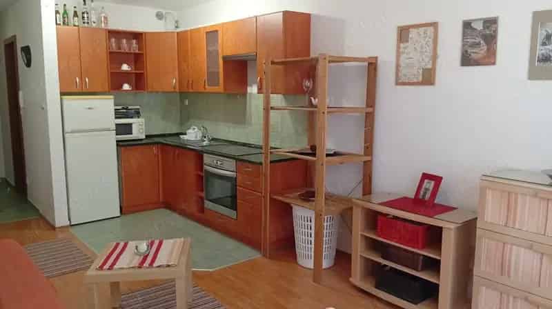 Szoba Eladó , Közép-Magyarország