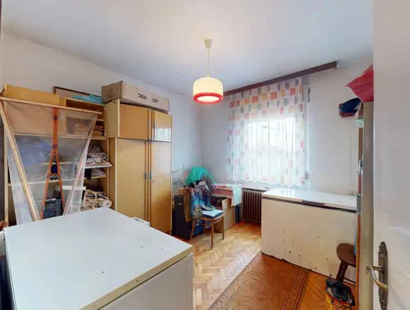 Ház Kiadó , Szombathelyi járás, Dunántúl