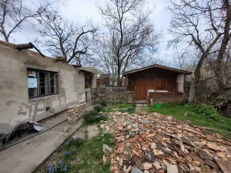 Telek Kiadó , Budapest, Közép-Magyarország