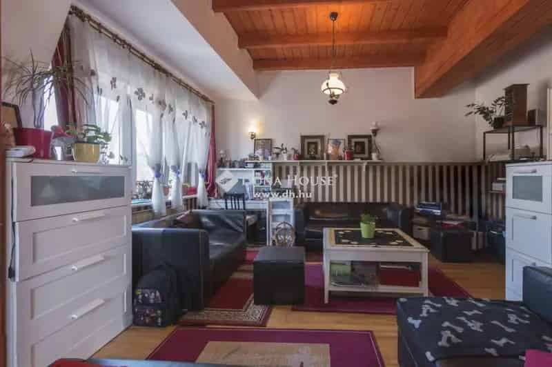 Ház Eladó , Budapest, Közép-Magyarország