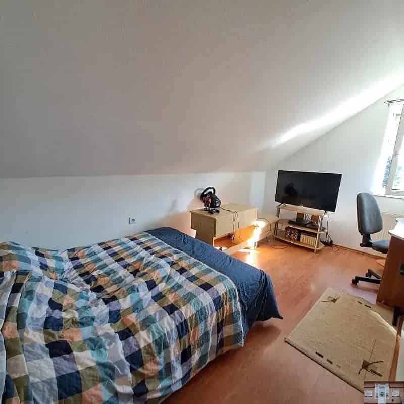 Ház Kiadó , Monori járás, Közép-Magyarország