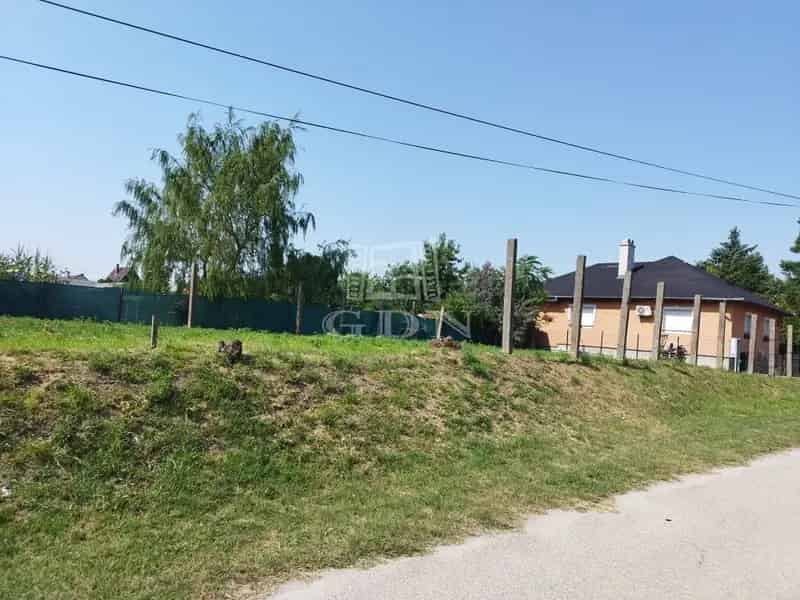 Telek Kiadó , Komáromi járás, Dunántúl