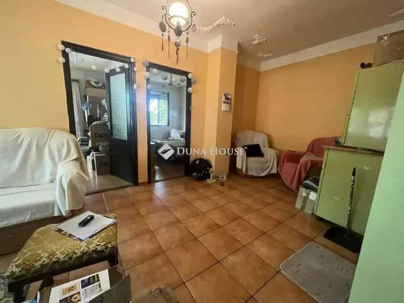 78m2-es Csendes Téglaház Eladó 330m2 Telekkel