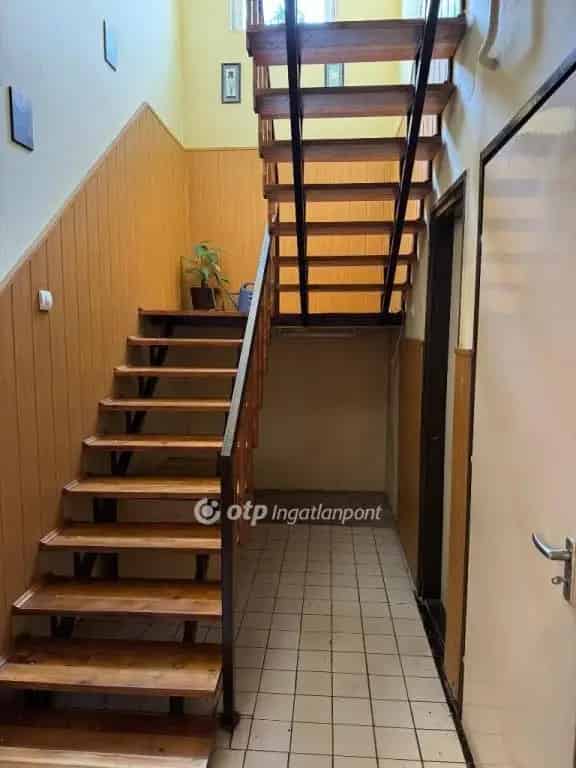 Demecser 152m2-es családi ház eladó