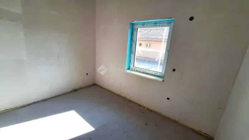 Ház Kiadó , Dabasi járás, Közép-Magyarország