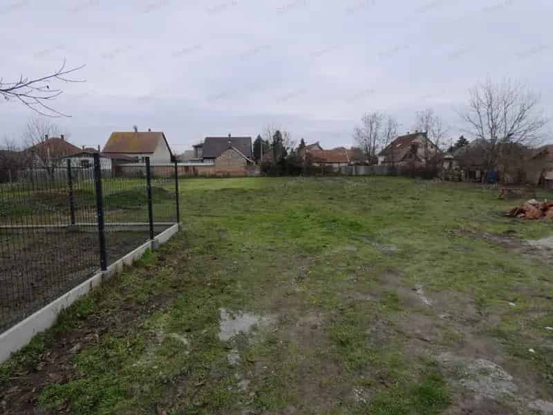 Telek Kiadó , Monori járás, Közép-Magyarország