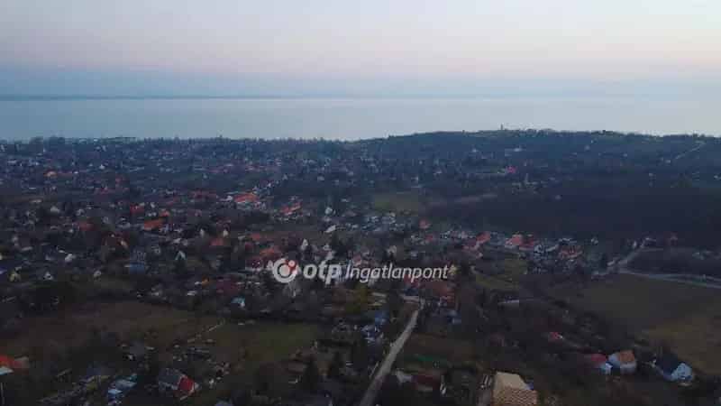 Telek Kiadó , Balatonalmádi járás, Dunántúl