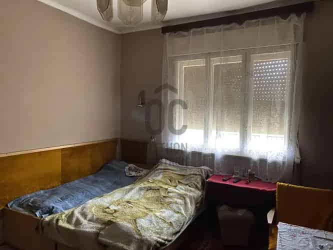 Újszilvási eladó családi ház, H495572