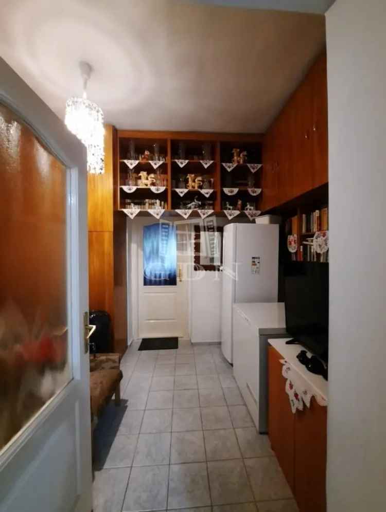Ház Kiadó , Szegedi járás, Alföld és Észak