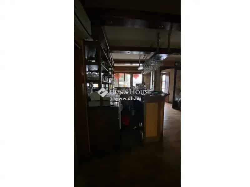 Szentendre Dunapart Étterem Eladó