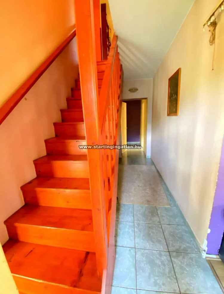 Ház Kiadó , Budapest, Közép-Magyarország