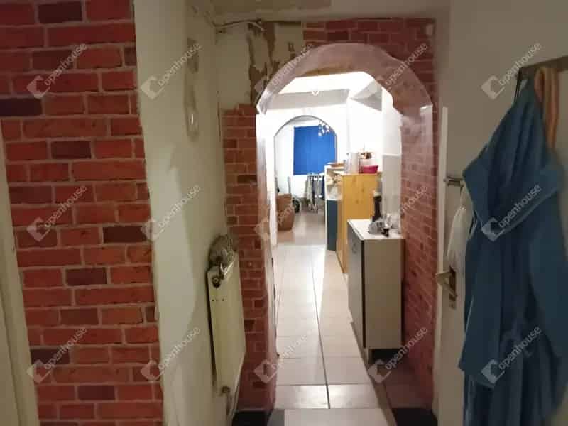 Eladó családi ház Kocs csendes részén 52nm 2 szoba