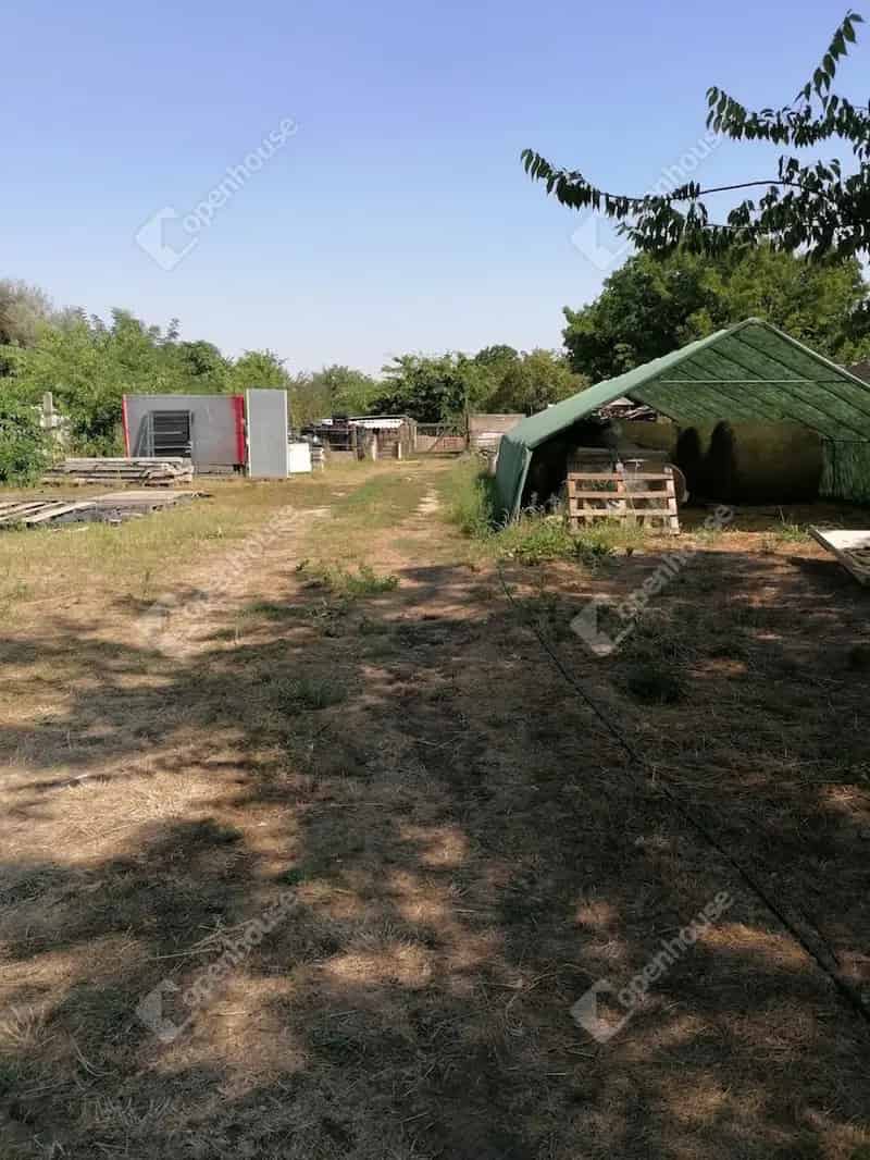 Telek Kiadó , Monori járás, Közép-Magyarország