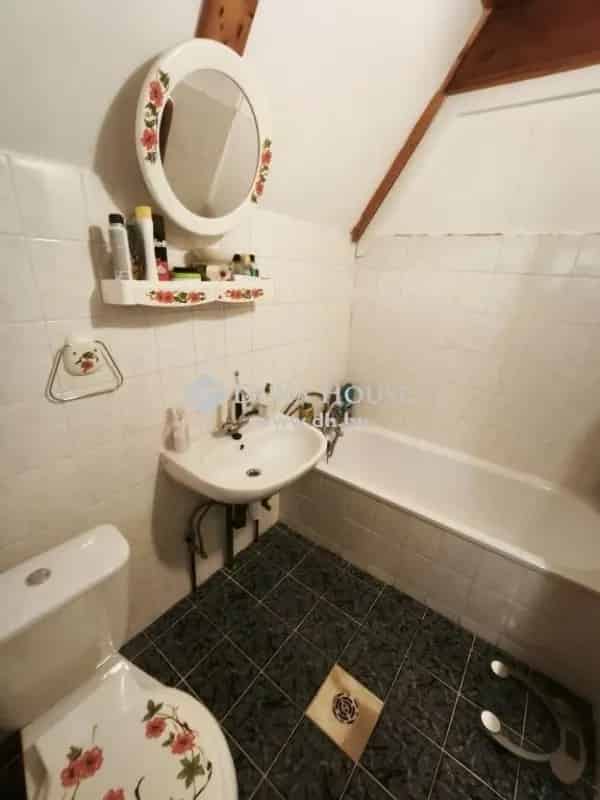 Ház Kiadó , Dunaújvárosi járás, Dunántúl