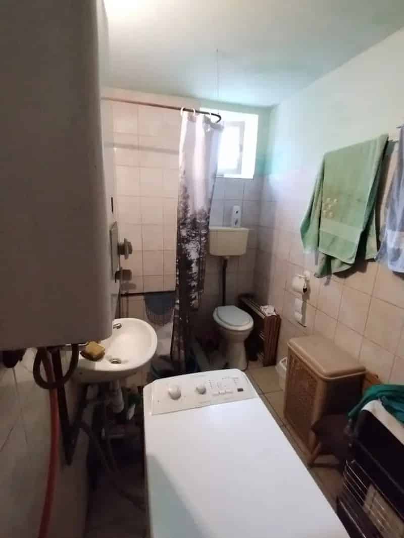 Ház Kiadó , Jánoshalmai járás, Alföld és Észak