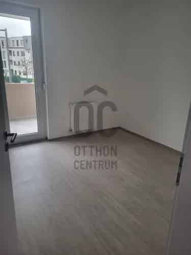 Győri eladó újépítésű lakás, U0044630