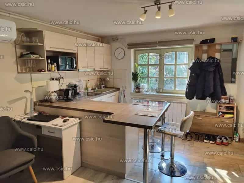 Ház Kiadó , Budapest, Közép-Magyarország