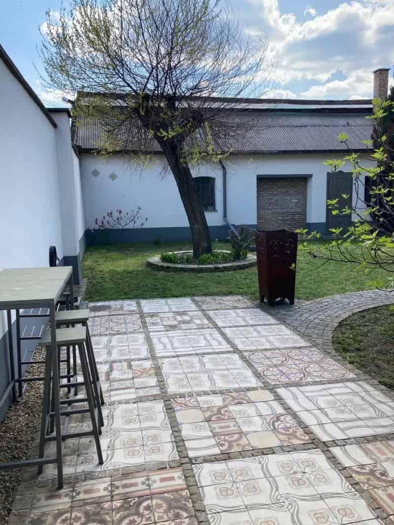 Ház Kiadó , Nagykőrösi járás, Közép-Magyarország