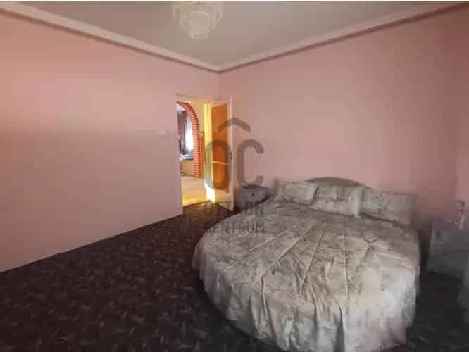Bakonybánki eladó családi ház, DHZ017681