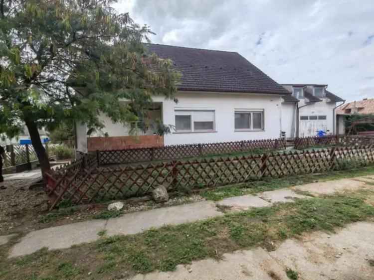 Bogyiszló nagy családi ház eladó 252nm 5 2 szoba garázzsal