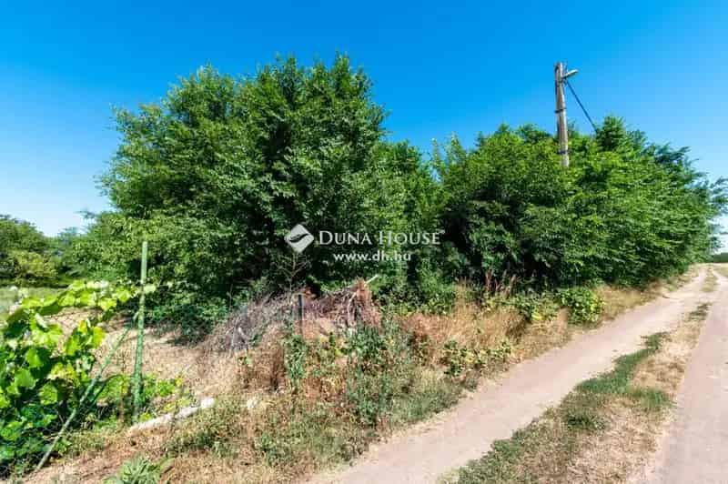 Telek Eladó , Székesfehérvár, Dunántúl
