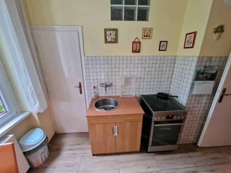 Felújított 2 szobás lakás Tatabánya Újvárosban