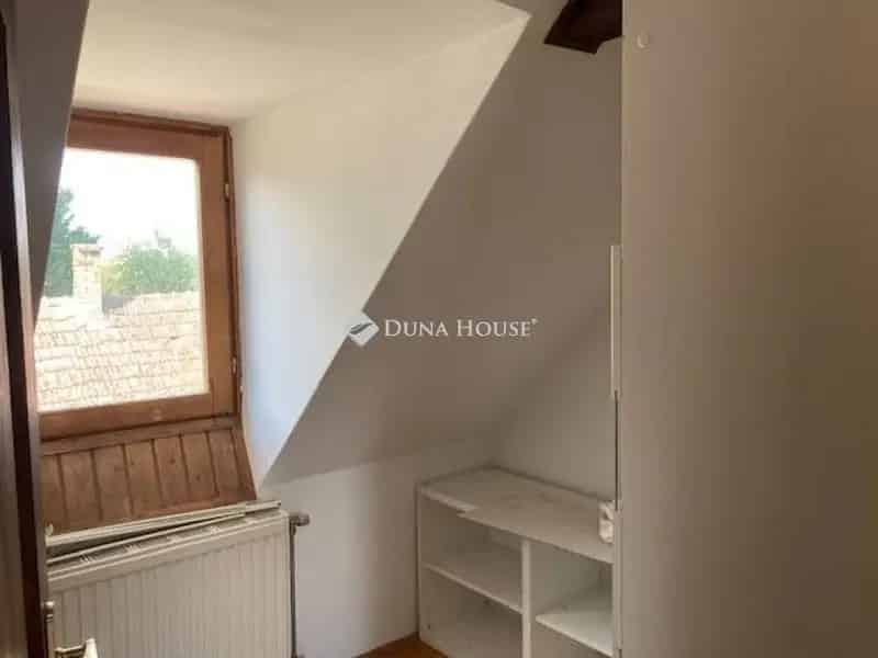 Ház Kiadó , Hollád, Dunántúl