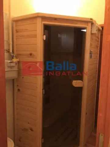 Eladó 204m2-es 5 szobás társasház Egerben