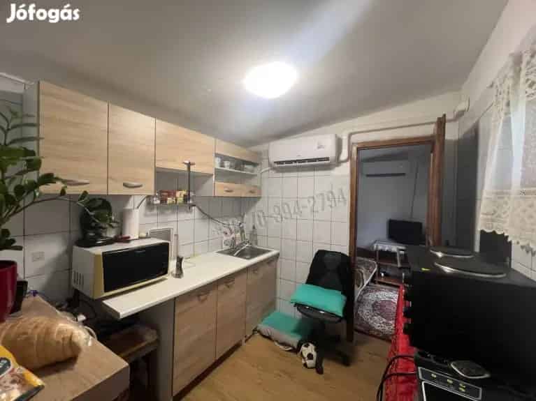 Tatabánya kedvelt üdülőövezetében, Síkvölgyön, 20 m2-es lakótérrel ren - Tatabánya, Nyaralók, üdülők - Jófogás Ingatlan