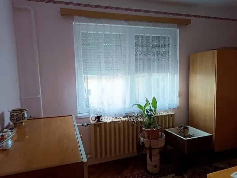 Ház Kiadó , Békési járás, Alföld és Észak