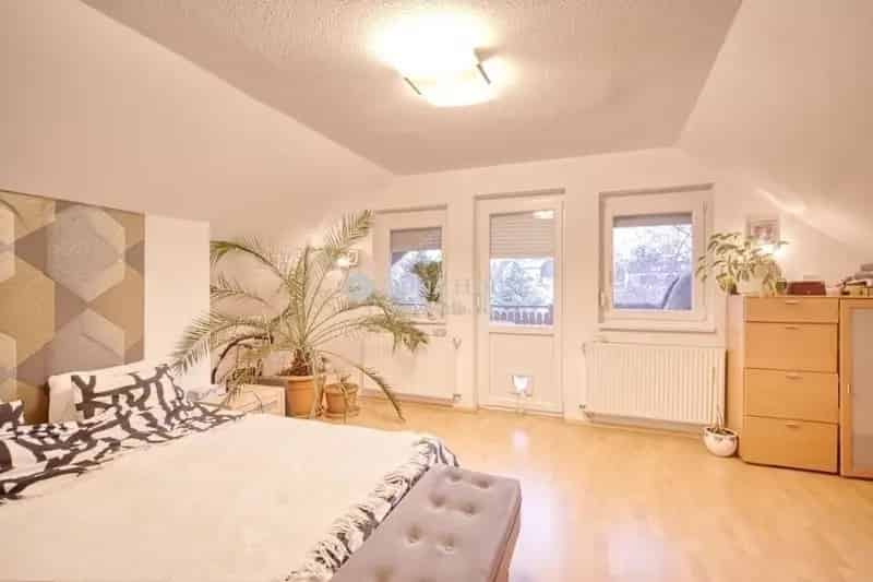 Ház Kiadó , Budapest, Közép-Magyarország