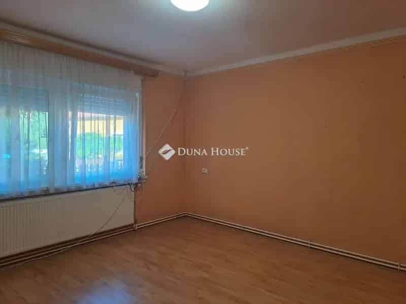 Ház Kiadó , Jászberényi járás, Alföld és Észak