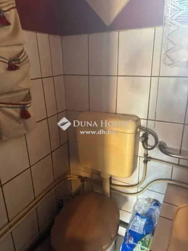 Ház Kiadó , Esztergomi járás, Dunántúl