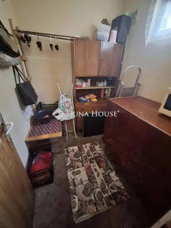 Ház Kiadó , Ceglédi járás, Közép-Magyarország