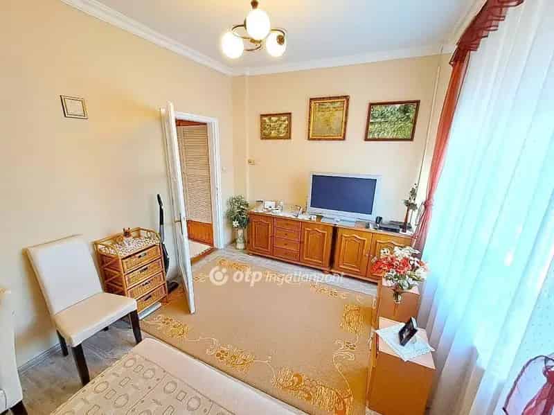 Ház Kiadó , Szolnoki járás, Alföld és Észak