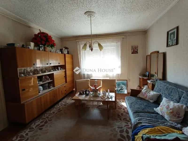 Ház Kiadó , Nagykátai járás, Közép-Magyarország