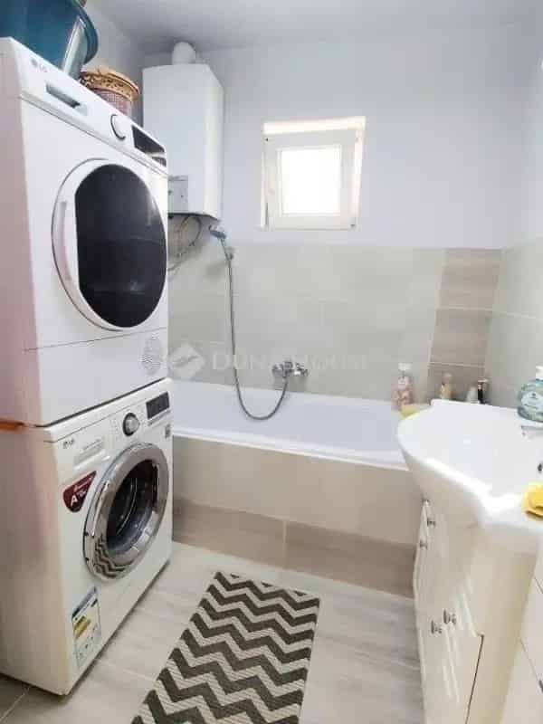 Ház Kiadó , Vecsési járás, Közép-Magyarország