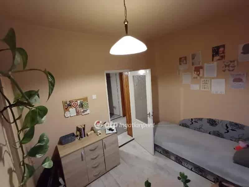 120m2-es családi ház Magy községben eladó