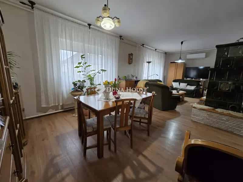 Ház Eladó , Veszprém, Dunántúl