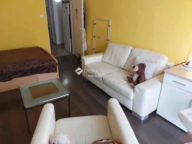 Ház Kiadó , Pécs, Dunántúl