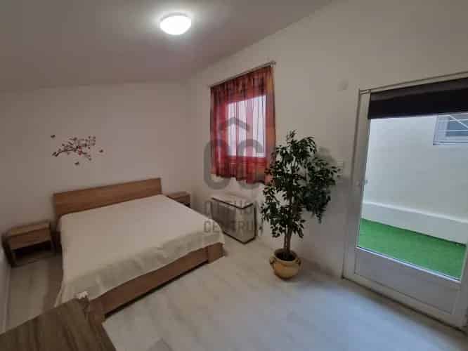 Bajai eladó lakás, DLK098844