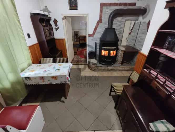 Ősii eladó családi ház, H498648
